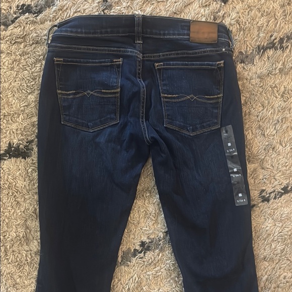 Lucky| ‘Charlie Baby Boot’ Jean - Picture 8 of 10